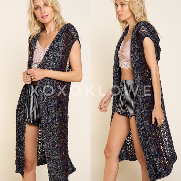 🔥SALE POL Black Sleeveless Hooded Cardigan Sweater Vest - Picture 7 of 12